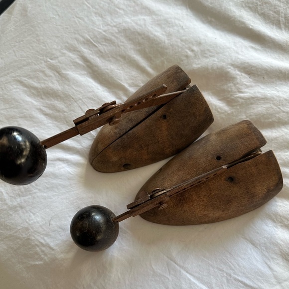 Vintage Wooden Shoe Molds - Picture 8 of 8